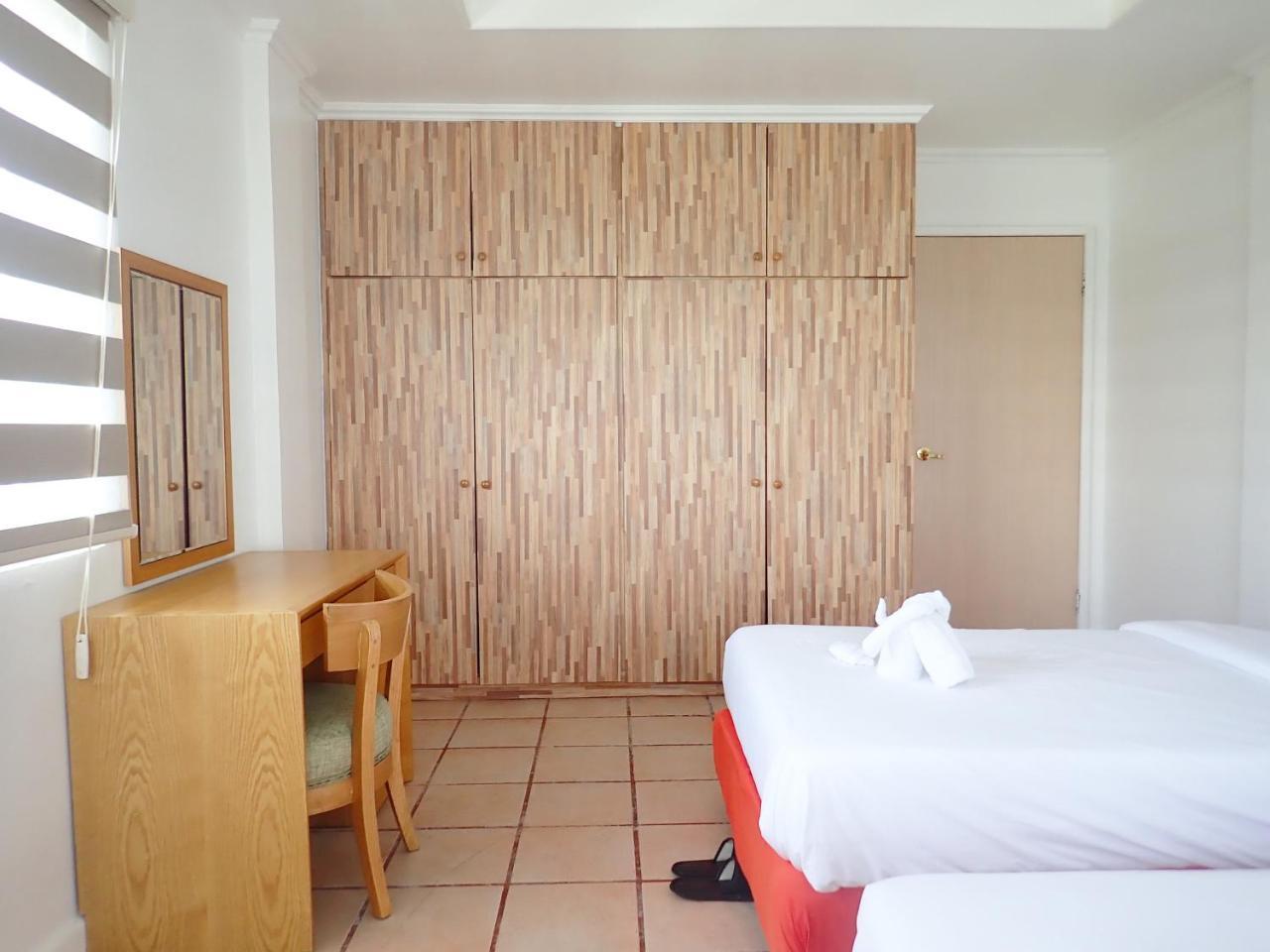 Blue Ocean View Hotel Корор Экстерьер фото